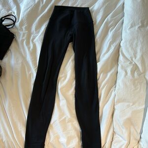 Lulu lemon black leggings size 4